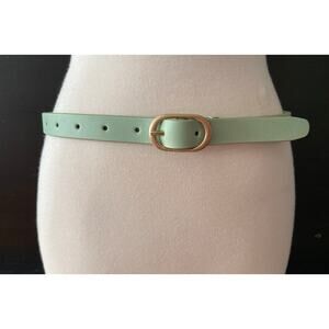 JCREW Skinny Light Green Leather Belt Womens sz S